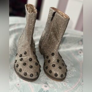 Sparkling Studded Joyfolie Boots